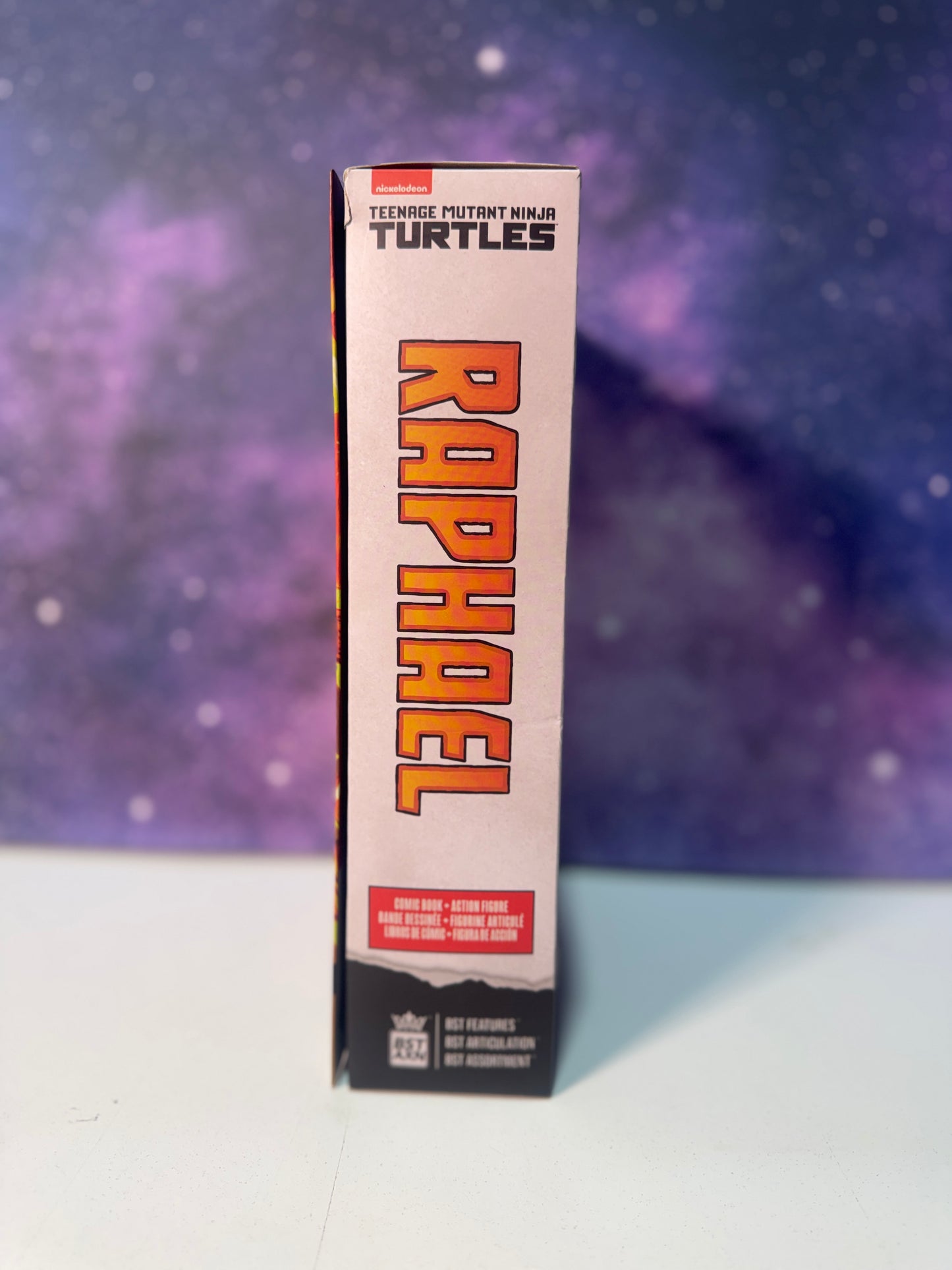 The Teenage Mutant Ninja Turtles Raphael (Comic Book+Action Figure)