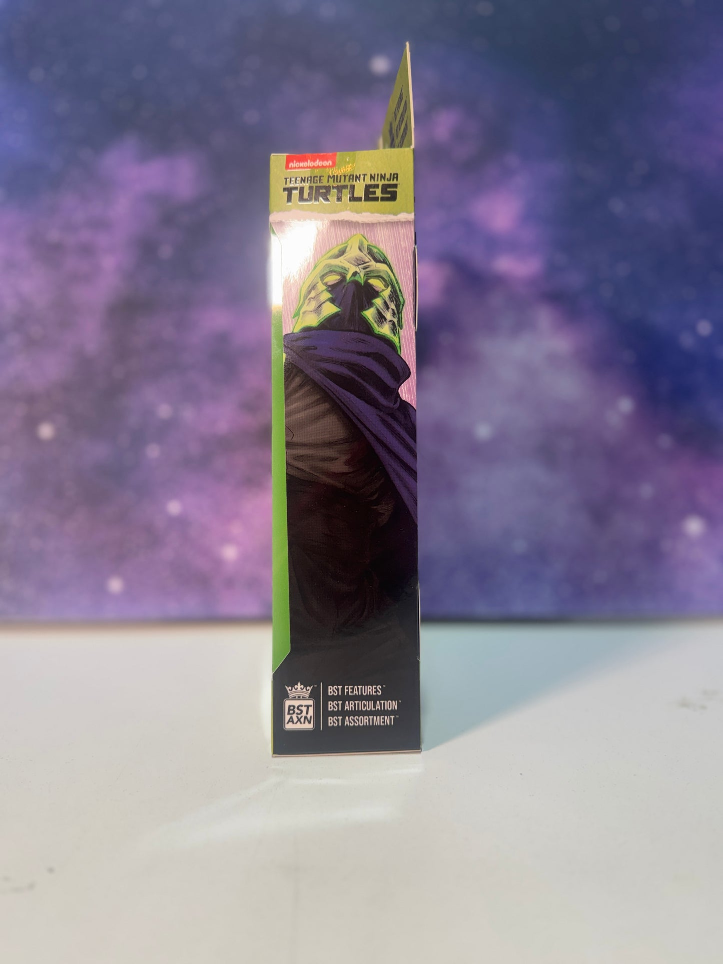 Glow In The Dark Teenage Mutant Ninja Turtles Shredder: The Dreamer Action Figure (Limited Edition Collector Card Inside)