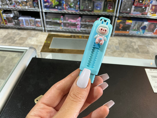 Labubu push and pull the eraser