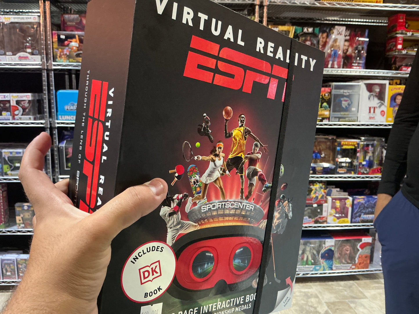 Virtual Reality ESPN! with DK Book by Abacus Brands | VR Goggles Included | Ages 8+ ￼