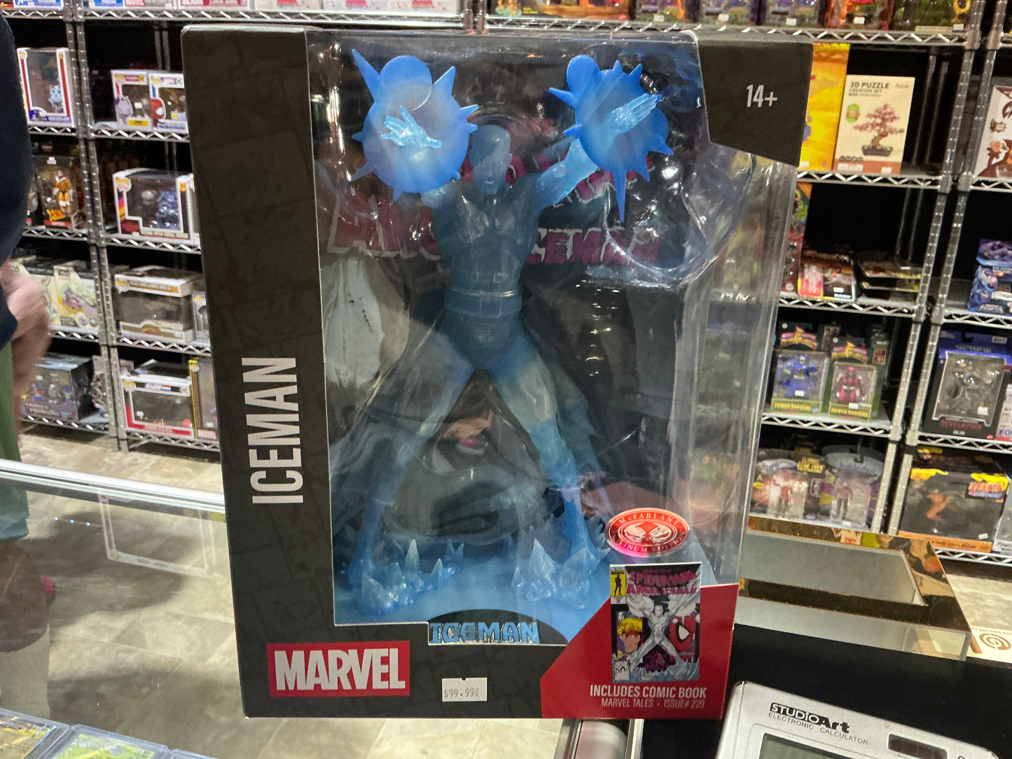 Marvel, iceman, action figure platinum edition includes comic book ￼