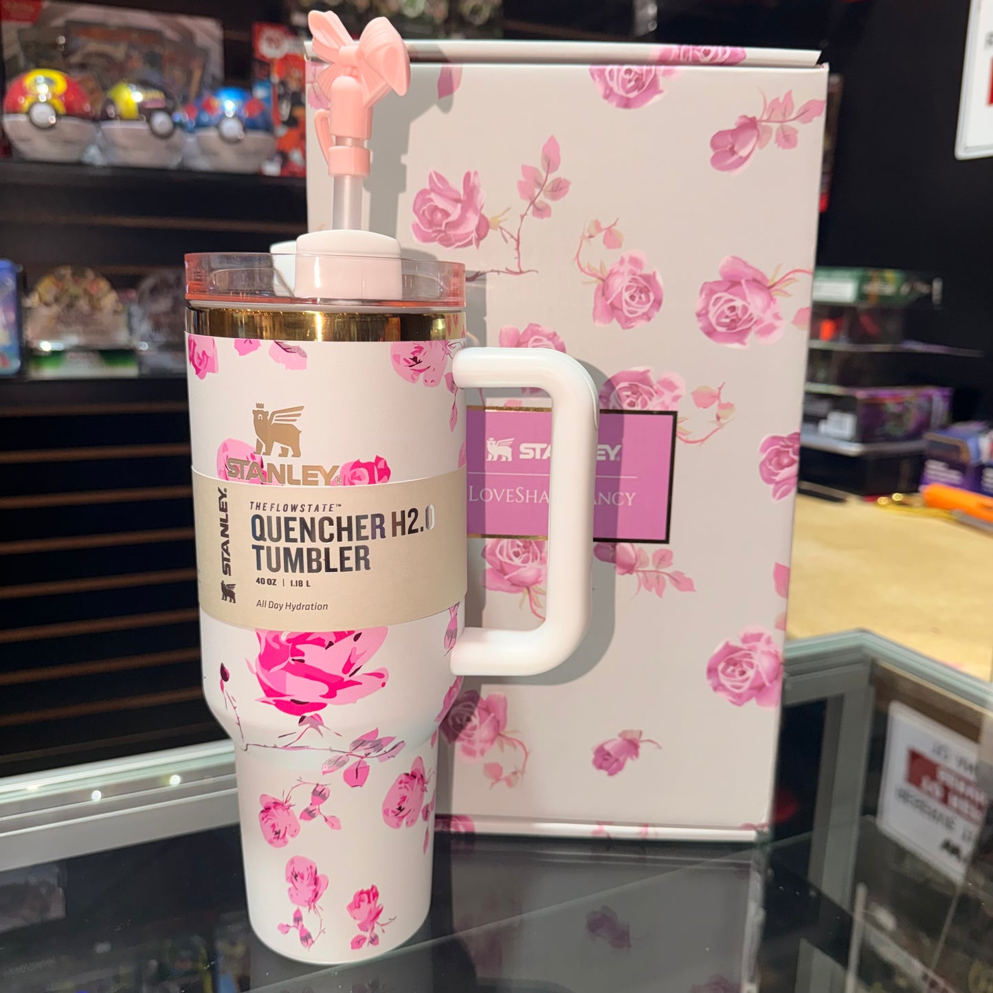 Stanley (live shack fancy) White/Hot Pink