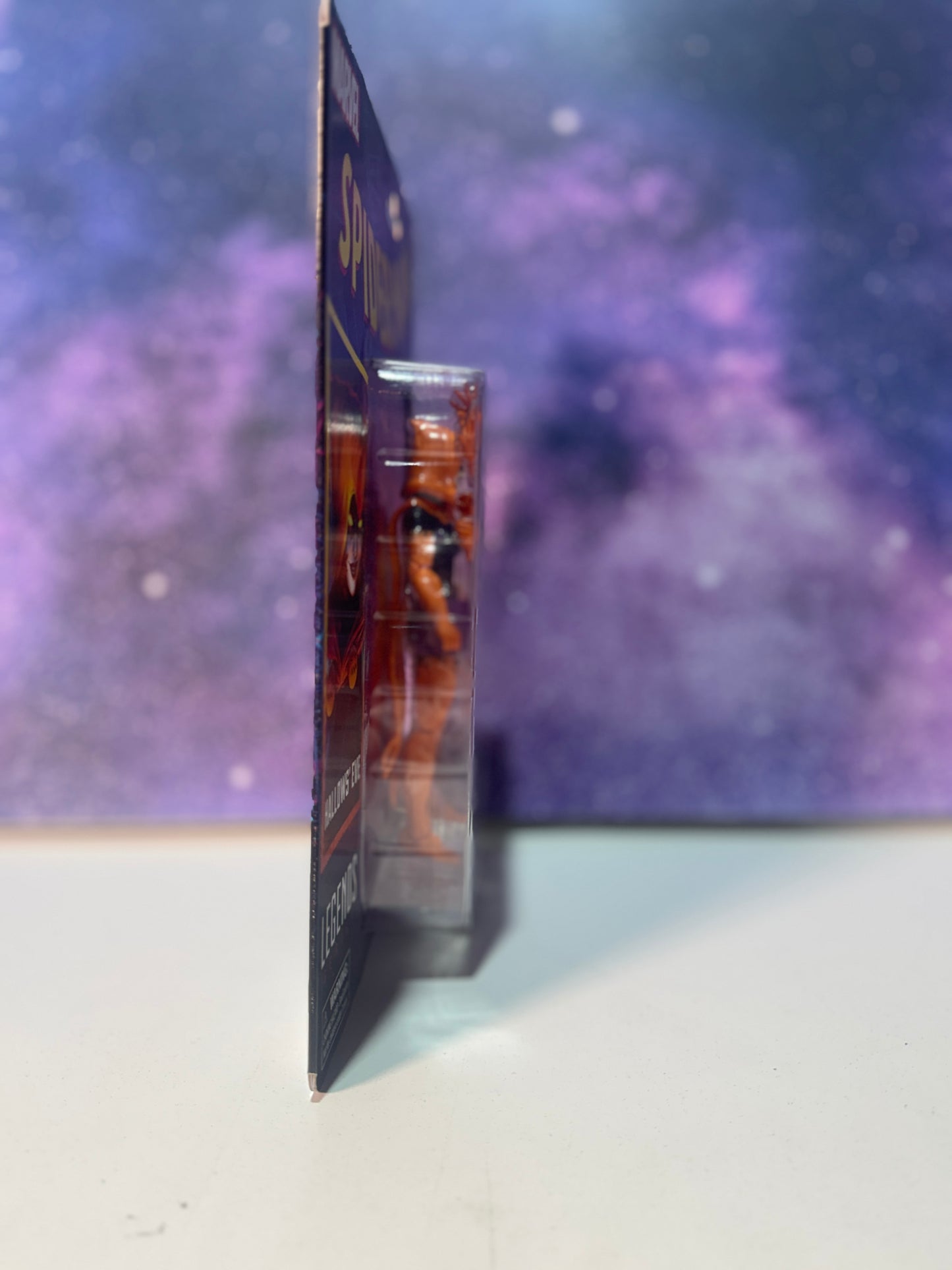 Marvel Legends Series Spider man: Hallows' Eve Action Figure